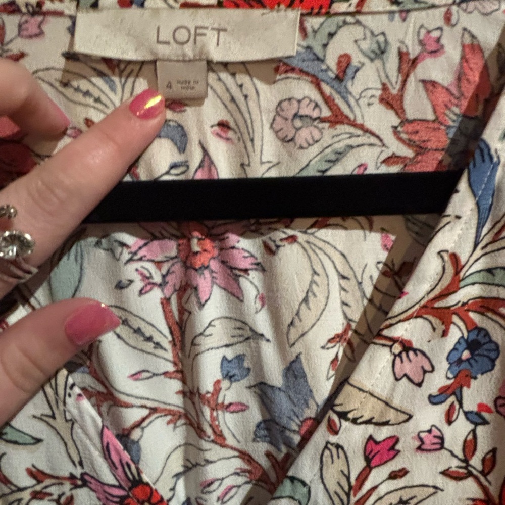 LOFT Floral Flutter Sleeve V-Neck Midi Pocket Dress - Picture 8 of 12